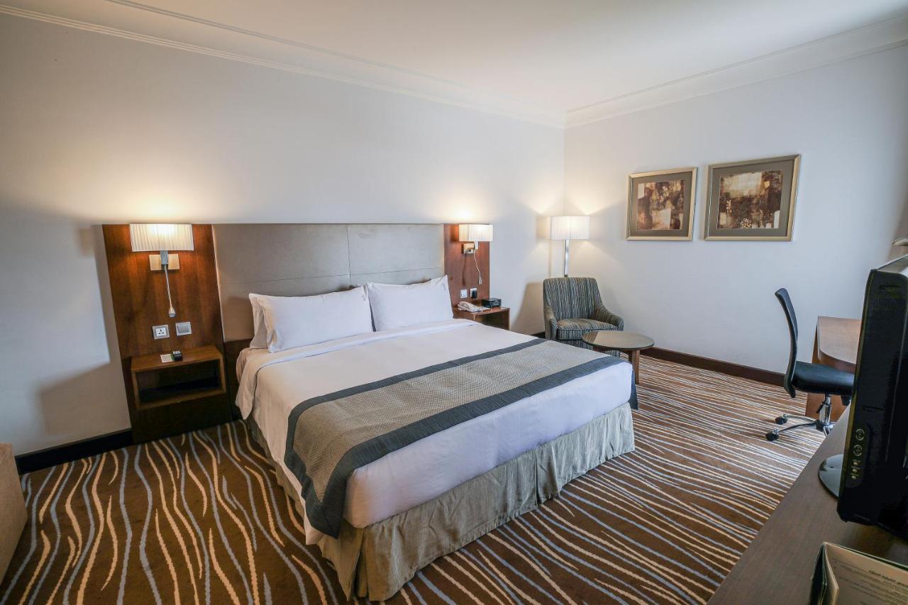 Copthorne Downtown By Millennium Hotel Abu Dzabi Kültér fotó